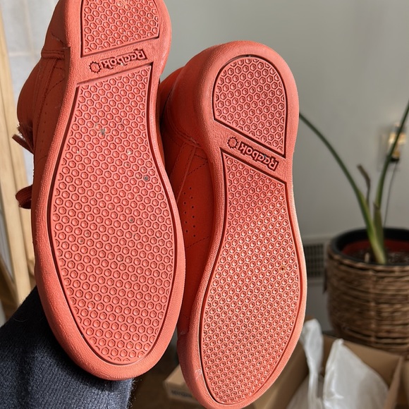 Redbox Classic Freestyle High tops - Picture 10 of 14